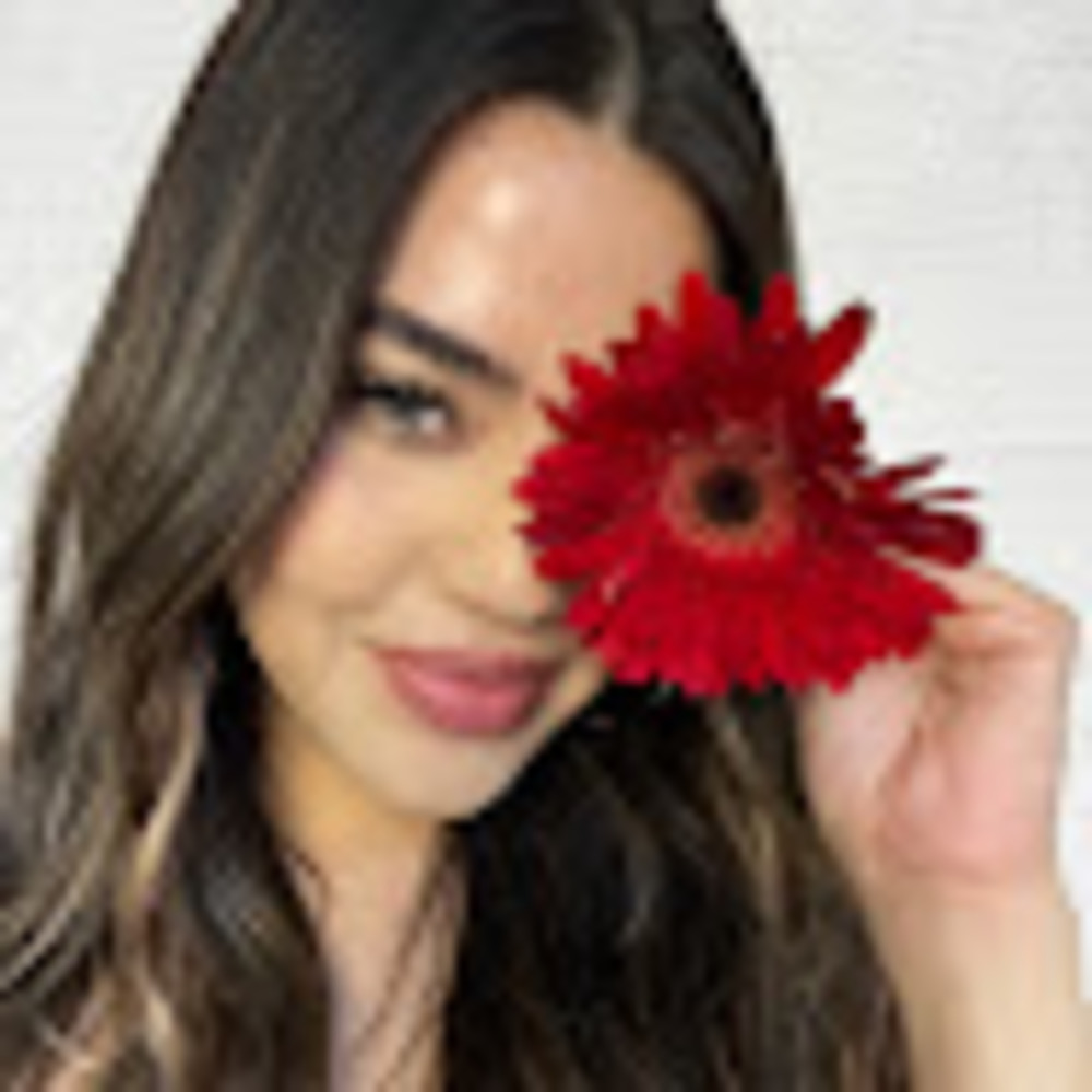 Meet your Posher, Lily